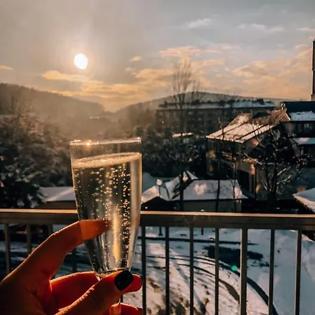 Bieszczadzkie Utulenie - Apartament Blisko Stoku Устрики-Долішні Екстер'єр фото