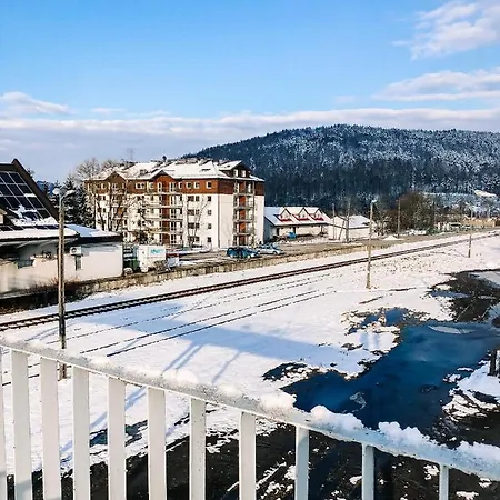 Bieszczadzkie Utulenie - Apartament Blisko Stoku Устрики-Долішні Екстер'єр фото
